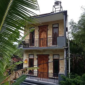 kartikas-house.ubudhotelsnow.com/